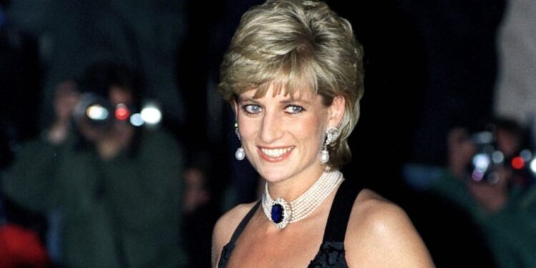 28 Vjet Pas Princeshës së Zemrave: Bota Ende Pyet në Heshtje për Vdekjen e Lady Diana, A Ishte Aksident?