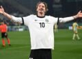 Lëvizje papritur në merkato: Talenti gjerman, të cilin Bayerni e kishte në listën e dëshirave, transferohet në Angli për mbi 80 milion euro.