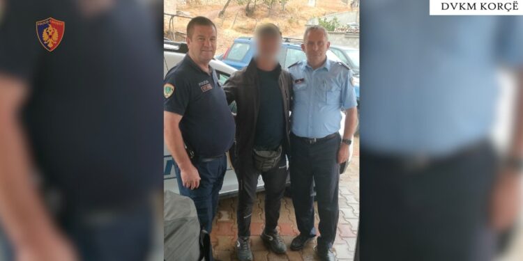 Maqedonasit me parashutë ngriten në fluturim në Shën Nuam, por era e fuqishme i shpuri në Tushemisht! Policia shqiptare ofron ndihmë.
