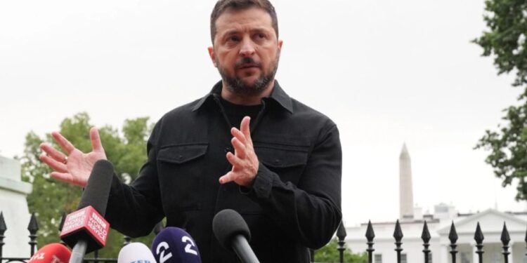 Prandaj presim një përgjigje të fortë nga aleatët deri më 1 shtator, thotë Zelensky: Nëse Rusët nuk duan të ulin armët dhe të ulen në bisedime.