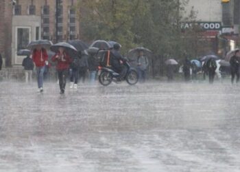 Shi i fortë në Tiranë, Ristani bën thirrje për të shmangur lëvizjet e pavlera.