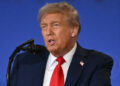 Trump diskuton dërgimin e kompanive ushtarake private në Ukrainë.