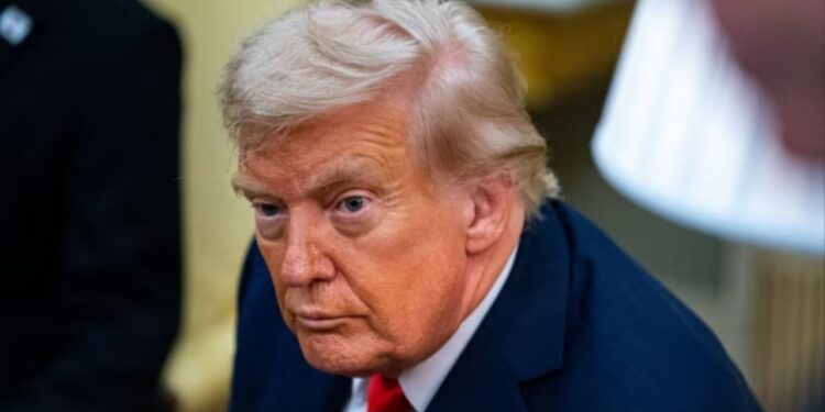 Trump heq mbrojtjen nga Shërbimi Sekret për Kamala Harris, urdhri ishte nënshkruar në fshehtësi nga Joe Biden para se të largohej nga zyra.