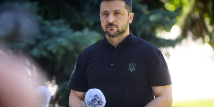 Zonë neutrale mes ushtrive ukrainase dhe ruse për të ndalur luftën? Zelensky: Lufta moderne nuk lejon iluzione.
