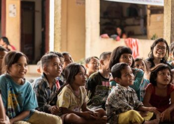 4,000 studentë të sëmurë nga ushqimi falas në shkolla, Indonezia nxjerr alarmin për sigurinë ushqimore.