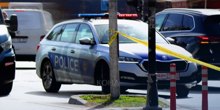 Aksident në rrugën Ferizaj–Gjilan, i përfshirë një automjet policor