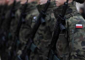 “Akt agresioni”: Ushtria polake reagon ndaj shkeljes së hapësirës ajrore nga dronët rusë: Situatë e paanshme, siguria jonë kërcënohet.
