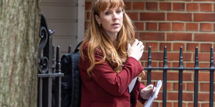 Angela Rayner: Si skandali i taksave ndikoi në imazhin e saj, nga nëna e re në moshën 16-vjeçare deri te djali i sëmurë