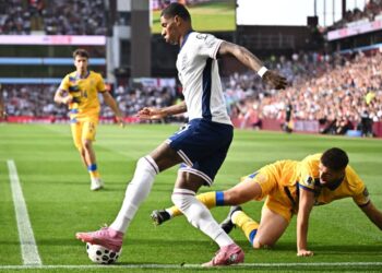 Anglia siguron fitoren ndaj Andorrës me një autogol dhe një gol, duke udhëhequr vetë grupin e Shqipërisë.