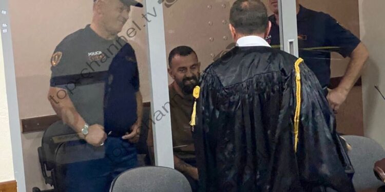 Arrestohet Valter Bami për shkak të një incidenti me makinë. Ai u kap nga policia rrugore duke udhëtuar me një vajzë.