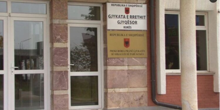 Arrestohet një person nga Prokuroria e Kukësit për ndërtimin e 8 objekteve pa leje dhe një pishinë brenda rrethimit të shtëpisë.