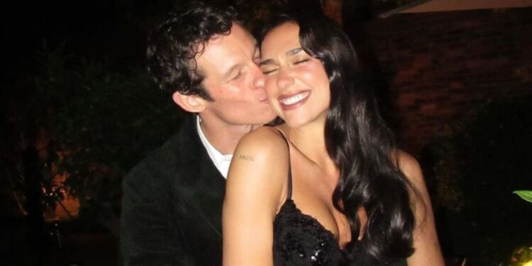 Callum Turner flet për lidhjen me Dua Lipën: Dua që të jemi së bashku përjetë