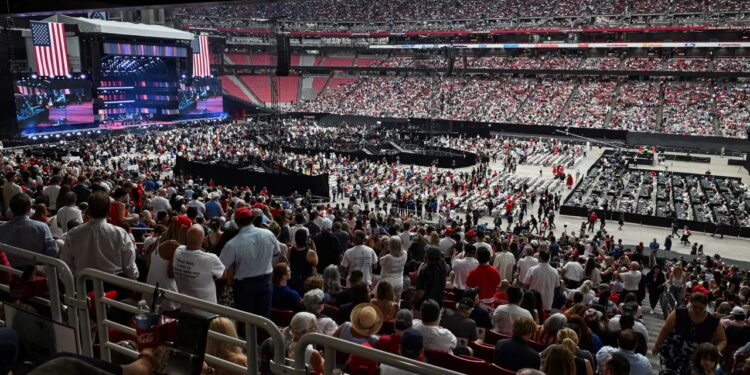 Ceremonia përkujtimore dhe Charlie Kirk, Trump pritet të flasë përpara mijëra të pranishmëve