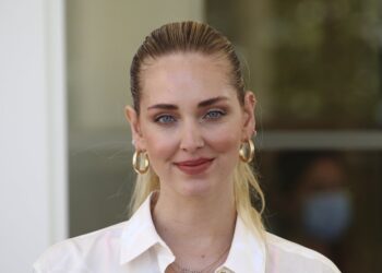 Chiara Ferragni kthehet në fokus të mediave, fillon skandali i Pandoro-gate!