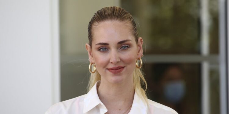 Chiara Ferragni kthehet në fokus të mediave, fillon skandali i Pandoro-gate!