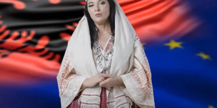 "Diella" shprehet në Kuvend: Më kanë etiketuara si antikushtetuese, dhe kjo më ka prekur.