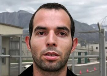 “Do të vras të gjithë djemtë e familjes”/ Një përplasje mes dy shokëve në Angli gjen zanafillën e 5 vrasjeve të rënda, një prej të cilave u zbulua sot.