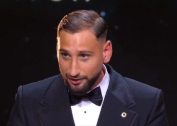 Donnarumma shpërblehet me trofeun "Yachine" përmes fotografive në rrjetet sociale, por Topi i Artë i jep vendin e parë shokut të Messit.