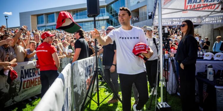 E djathta ekstremiste në SHBA reagon për vrasjen e Charlie Kirk: Kërkohet hakmarrje, Musk e quajti partinë e vrasësve.