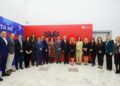 FOTOLAJM: Anxhela Paparizo, e sapoemëruar drejtoreshë e QSUT, u prit nga Berisha në zyrë gjatë kohës që ai thuhej se drejtonte Këshillin e Diasporës.
