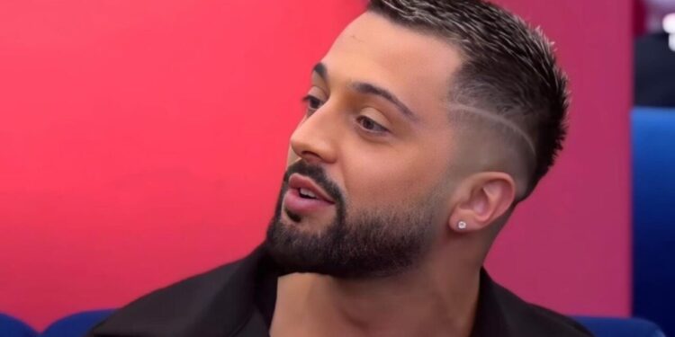 Foto: Varrimi i vëllait të Gjestit, ish-banorët e Big Brother VIP 4 shprehin ngushëllimet e tyre për artistin