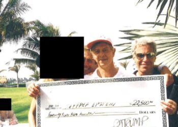 Foto e pazakontë del në dritë: Epstein "ia ofron" Trump-it një grua për 22,500 dollarë, shkaktohen polemika në Uashington