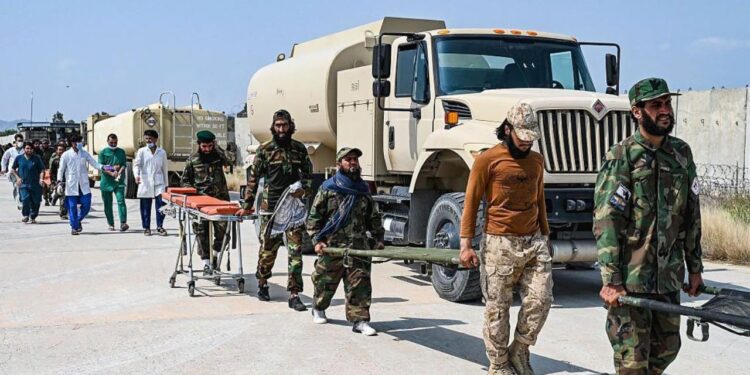 Fshatra të shkatërruara, dëshmitarët tregojnë pasojat e frikshme të tërmetit në Afganistan