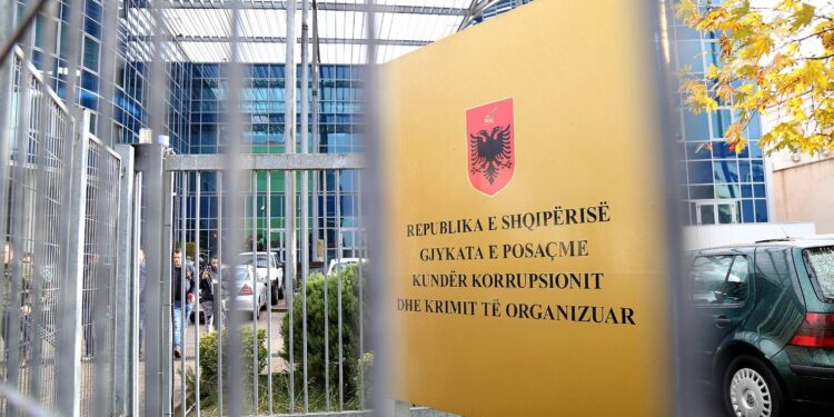 Gjykata vendos për Emiljan Burbën, organizatorin e një grupi kriminal të strukturuar, ja sa vite burg i jepen.
