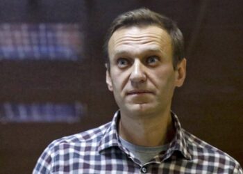 Gruaja e Navalny shpërndan provat: Vdekja e tij në burg pas helmimit