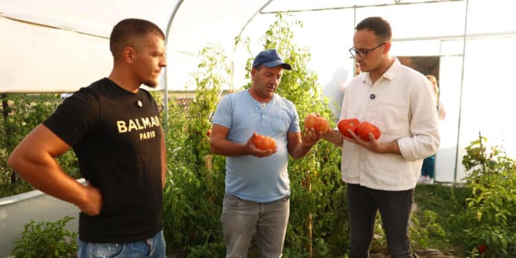 Hyseni ofron përkrahje për fermerët në Gjilan