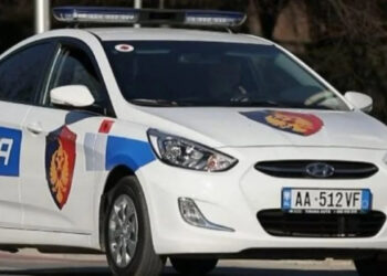 Infermierja e thithur nga kolegu në Spitalin e Tiranës, i dyshuari nën kërkim.