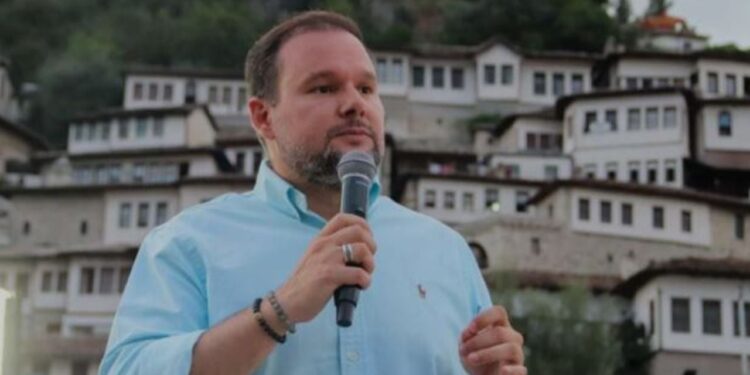 Ish-kryebashkiaku i Beratit, Ervin Demo, emërohet ministër i Shtetit për Pushtetin Vendor nga Kryeministri Edi Rama.