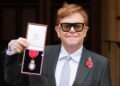 Iu nënshtrua një operacioni, kërkesa e çuditshme e Sir Elton John befason mjekun: I thashë se...