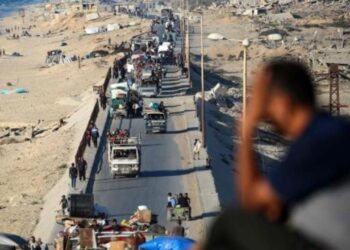 Izraeli bombardoi shkolla që strehojnë civile në Gaza disa minuta pas paralajmërimeve për evakuim, raportohen viktima.