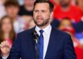 JD Vance shkakton polemika; zëvendës presidenti i SHBA mbështet një fushatë të gjerë ndaj kritikëve të Charlie Kirk.