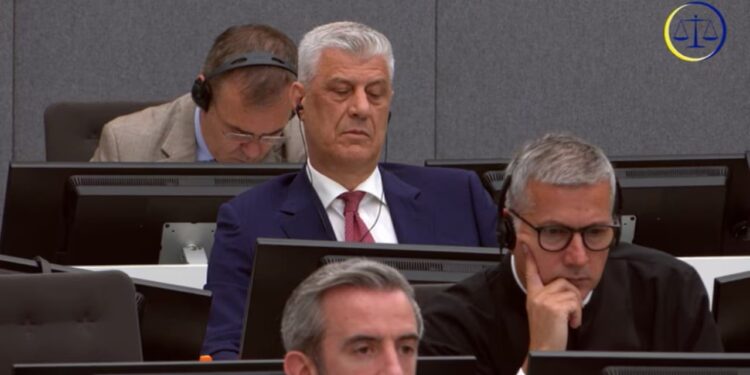 James Rubin vazhdon të mbrojë ish-përfaqësuesit e UÇK-së: Autori i artikullit për vrasjen e rivalëve të Thaçit akuzon se ka shkruar fakte të rreme.