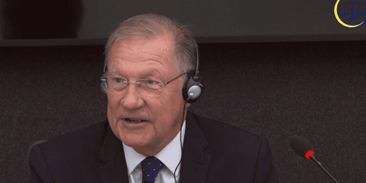 John Duncan për Kadri Veselin: Ishte një figurë e rëndësishme në inteligjencë.