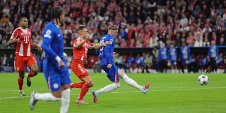 Kampionët/ Shfaqje e jashtëzakonshme edhe në natën e dytë, suksese për ekipet "Big". Bayerni triumfon ndaj Chelseat, Liverpooli shpëton falë Van Dijk, ndërsa Inter dhe PSG fitojnë tri pikë.