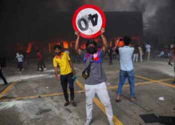 Kaos në Nepal: Më shumë se 900 të burgosur ikin gjatë protestave të dhunshme