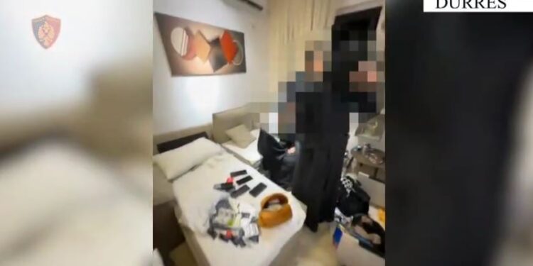 Kishin kthyer një apartament me qira në një "strehë" prostitucioni në Durrës, arrestohen tre gra nga Kina.