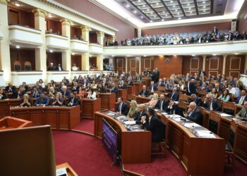 Kuvendi do të mbajë dy seanca nesër, shpallen projektvendimet për t'u votuar.