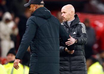 Lajm i Papritur në Gjermani! Klubi i njohur i Bundesligës shkarkon trajnerin pas vetëm dy ndeshjeve.