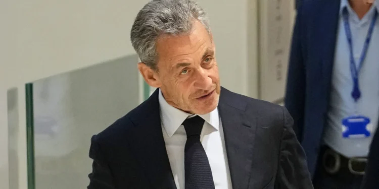 Mori për fushatë nga qeveria e Gaddafit, gjykata shpall Nicolas Sarkozy të dënuar me 5 vite burg.