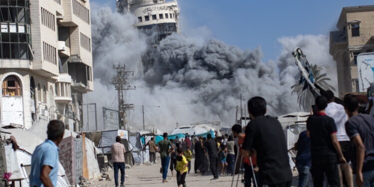 Natë terrori në Gaza: 46 të vdekur nga sulmet izraelite, Australia në prag të njohjes së shtetit të Palestinës.
