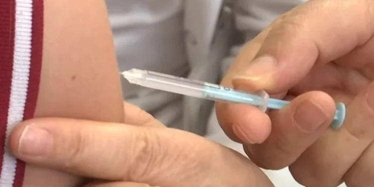 Në 6 muaj, mbi 18 mijë të rinj të moshës 21 vjeçare u vaksinuan kundër papillomavirusit.