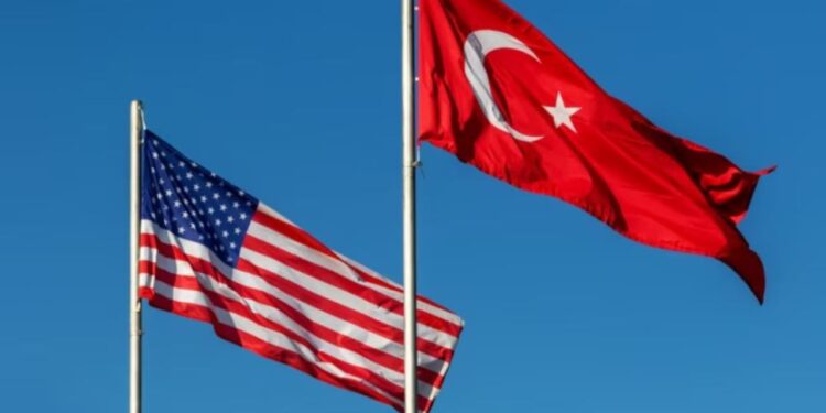 Në pritje të takimit Erdogan-Trump, Turqia anulon tarifat për disa produkte amerikane.