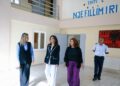 Nënë Tereza, nëntë vjet pas shpalljes si shenjtores/ Ditë Ndërkombëtare e Bamirësisë, Spiropali viziton institutin për fëmijët në Kavajë.