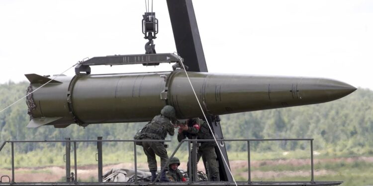 Nga 9 në 25 vende me armë bërthamore? Paralajmërimi i fortë i IAEA: Kontrolli po humbet, kombe të tjera po investojnë në armatim.