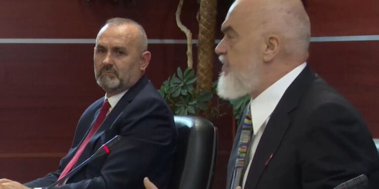 Një e vërtetë që e kuptova shumë vonë: Manja ia kalon përgjegjësitë Lamallarit, Rama shprehet kritik: Ministria e Drejtësisë po e kalon kohën në Dibër