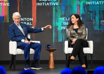 Osmani dhe Clinton diskutojnë për Kosovën në New York